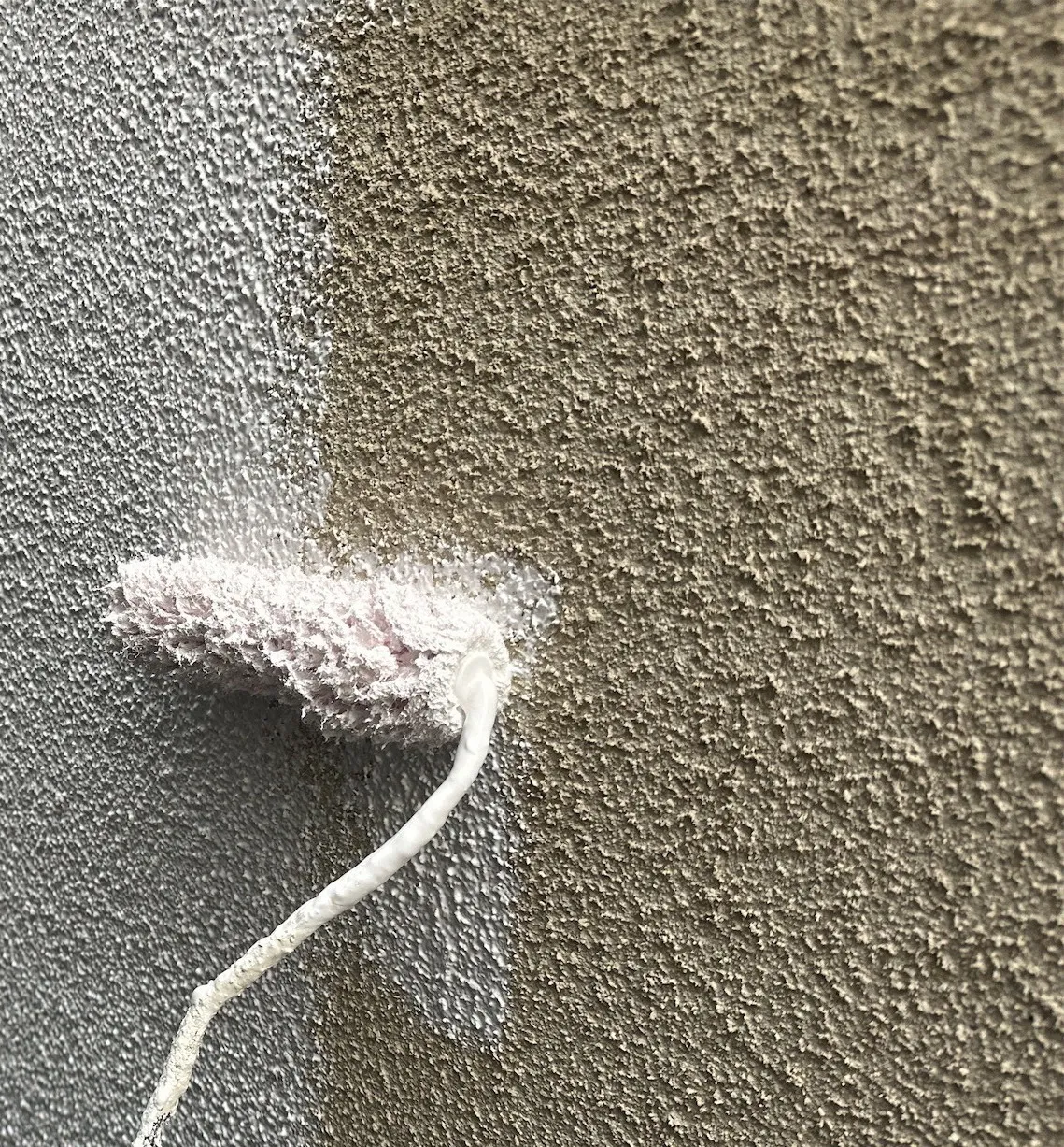 外壁　下塗り